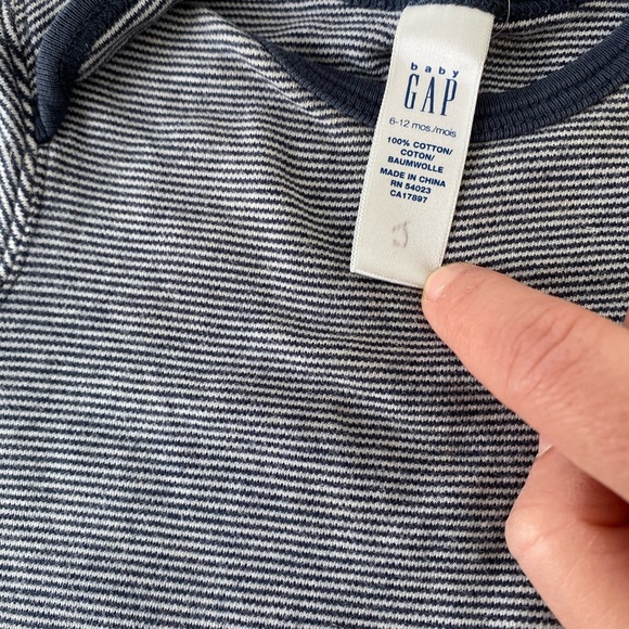 NWT Baby GAP 3pc Sz 6-12month Bundle - Picture 9 of 9